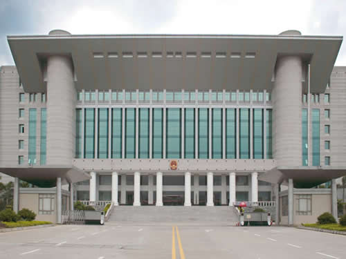 东莞市人民法院